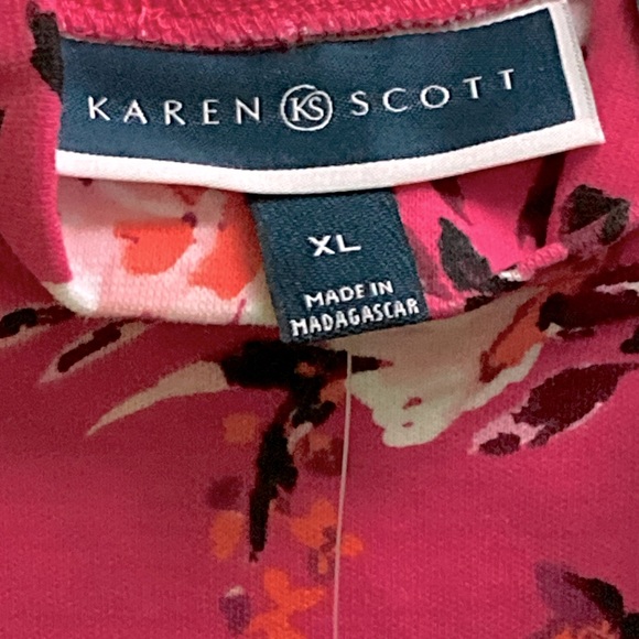 NWT Floral Turtleneck Blouse - Picture 5 of 5